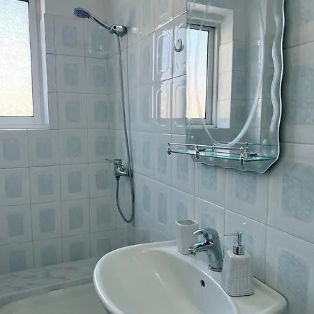 Ela Guest House Vlore Exterior photo